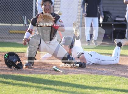 Thumbnail 3 in Cathedral Catholic @ Santana photogallery.