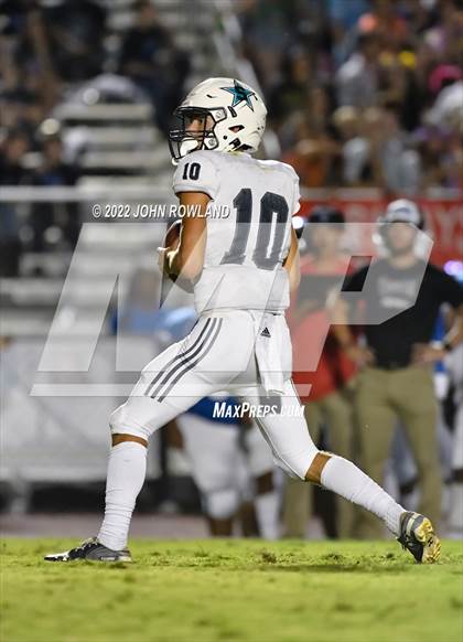 Thumbnail 3 in Siegel @ Lebanon photogallery.