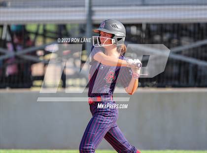 Thumbnail 2 in Ponca City @ Mustang photogallery.