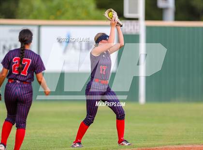 Thumbnail 2 in Ponca City @ Mustang photogallery.