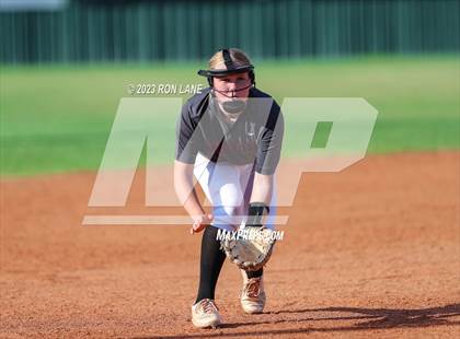 Thumbnail 3 in Ponca City @ Mustang photogallery.