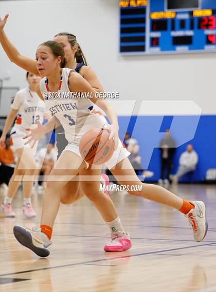 Thumbnail 1 in Marian @ Westview photogallery.