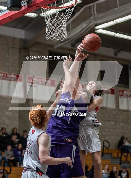 Thumbnail 1 in Shasta @ Foothill photogallery.