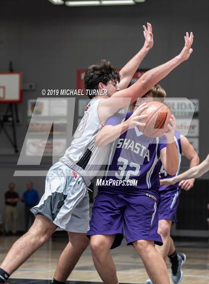 Thumbnail 3 in Shasta @ Foothill photogallery.
