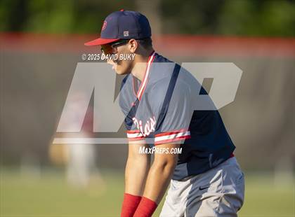 Thumbnail 2 in Patriot vs. Gainesville (VHSL Class 6 Region B Semifinal) photogallery.