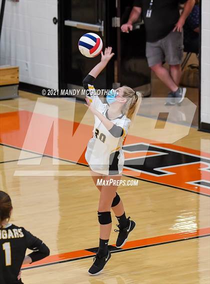 Thumbnail 1 in Illini Central @ Illini Bluffs photogallery.