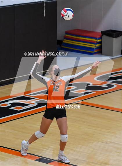Thumbnail 3 in Illini Central @ Illini Bluffs photogallery.