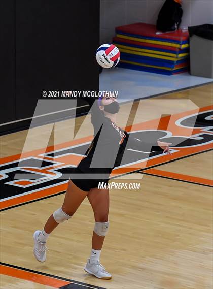 Thumbnail 2 in Illini Central @ Illini Bluffs photogallery.