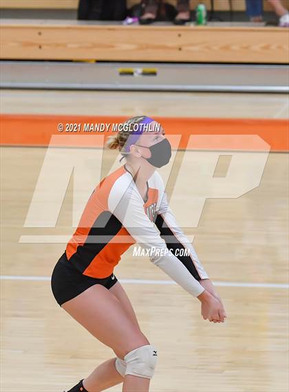 Thumbnail 1 in Illini Central @ Illini Bluffs photogallery.