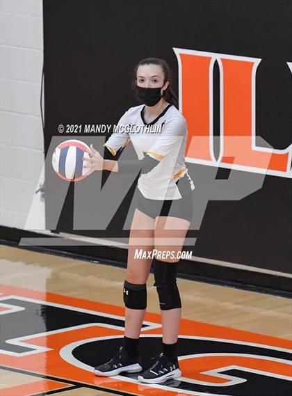 Thumbnail 2 in Illini Central @ Illini Bluffs photogallery.