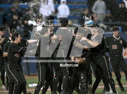 Thumbnail 3 in Notre Dame (SO) vs. JSerra Catholic (CIF-SS D1 Final) photogallery.