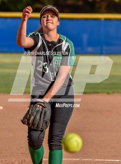 Thumbnail 1 in Thousand Oaks @ Agoura photogallery.