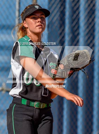 Thumbnail 1 in Thousand Oaks @ Agoura photogallery.