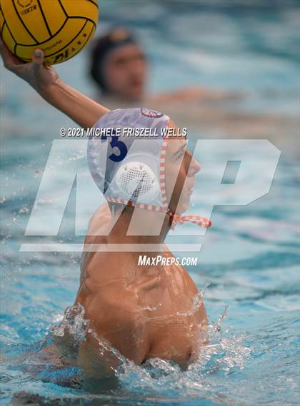 Thumbnail 1 in Francis Parker vs. Clairemont (America's Finest City Tournament) photogallery.