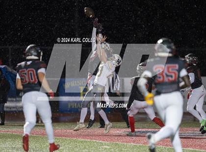 Thumbnail 2 in Spring Mills vs. Hedgesville (WVSSAC 4A Round 1 Playoff) photogallery.