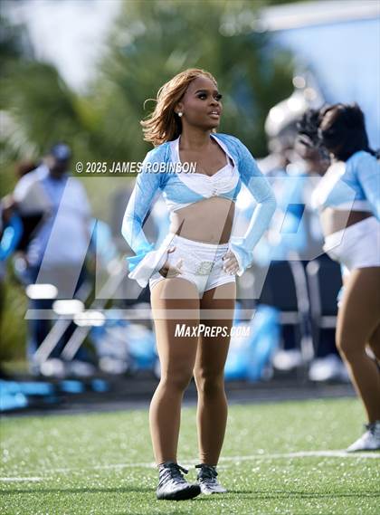 Thumbnail 2 in Raines @ Ribault photogallery.