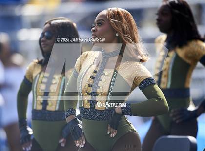 Thumbnail 1 in Raines @ Ribault photogallery.