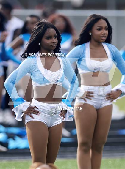 Thumbnail 2 in Raines @ Ribault photogallery.