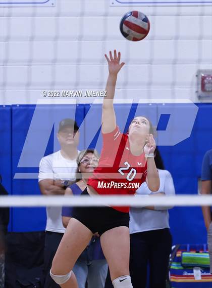 Thumbnail 3 in Harvard-Westlake vs Village Christian ( Burbank JV Tournament) photogallery.