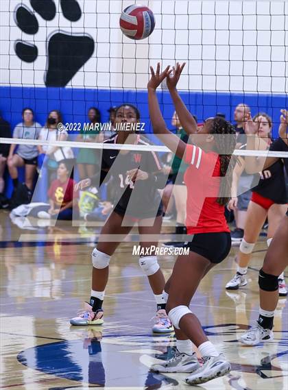 Thumbnail 3 in Harvard-Westlake vs Village Christian ( Burbank JV Tournament) photogallery.