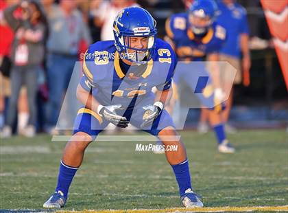Thumbnail 3 in Mater Dei @ Bishop Amat photogallery.
