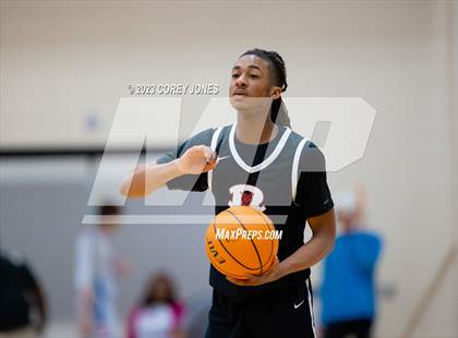 Thumbnail 2 in Warner Robins vs Veterans  photogallery.