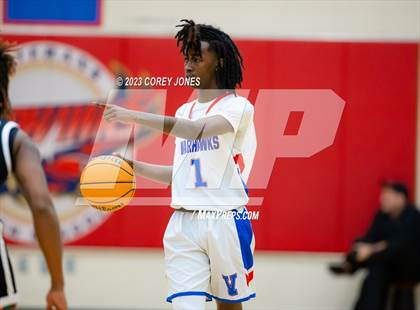 Thumbnail 2 in Warner Robins vs Veterans  photogallery.