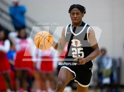 Thumbnail 2 in Warner Robins vs Veterans  photogallery.
