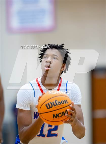 Thumbnail 2 in Warner Robins vs Veterans  photogallery.