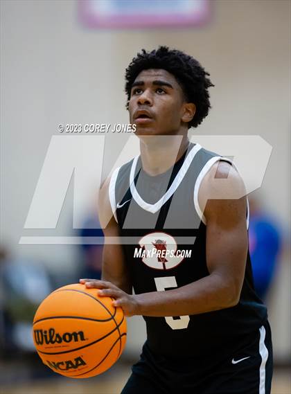 Thumbnail 1 in Warner Robins vs Veterans  photogallery.