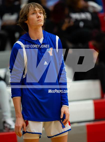 Thumbnail 3 in Warner Robins vs Veterans  photogallery.