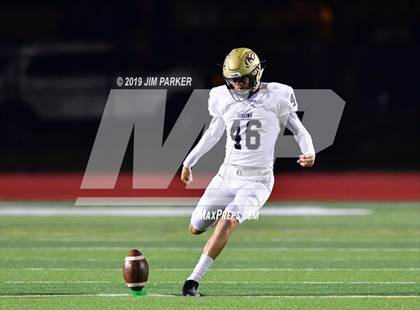 Thumbnail 1 in Klein Collins vs. Vandegrift (UIL 6A  Area Playoff) photogallery.