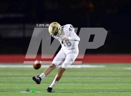 Thumbnail 2 in Klein Collins vs. Vandegrift (UIL 6A  Area Playoff) photogallery.