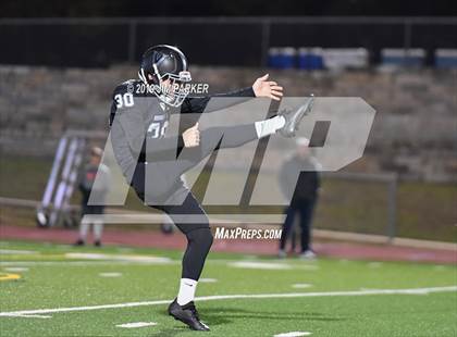 Thumbnail 2 in Klein Collins vs. Vandegrift (UIL 6A  Area Playoff) photogallery.