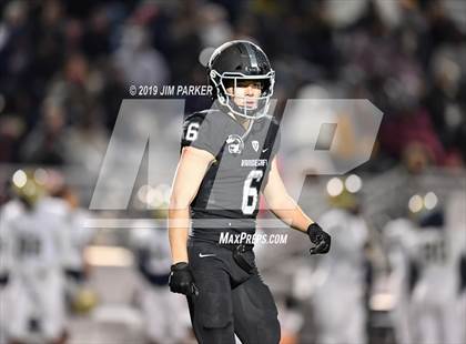Thumbnail 3 in Klein Collins vs. Vandegrift (UIL 6A  Area Playoff) photogallery.