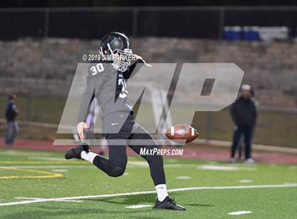 Thumbnail 3 in Klein Collins vs. Vandegrift (UIL 6A  Area Playoff) photogallery.