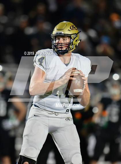 Thumbnail 3 in Klein Collins vs. Vandegrift (UIL 6A  Area Playoff) photogallery.