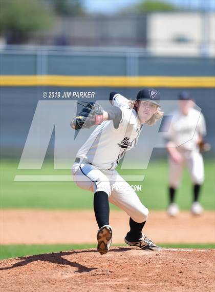 Thumbnail 2 in Vandegrift @ Hendrickson photogallery.