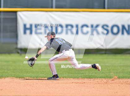 Thumbnail 3 in Vandegrift @ Hendrickson photogallery.