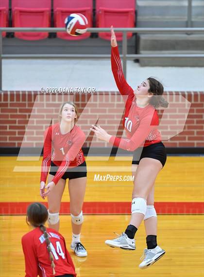 Thumbnail 3 in Weatherford Christian @ Mineral Wells photogallery.