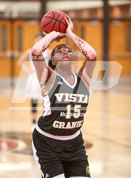 Thumbnail 3 in Vista Grande @ Paradise Valley photogallery.