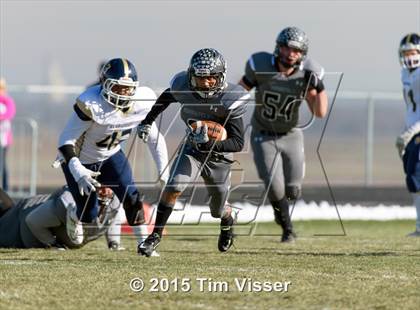 Thumbnail 1 in Evergreen vs. Roosevelt (CHSAA 3A Quarterfinal) photogallery.
