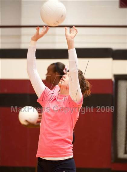 Thumbnail 1 in Alamo Heights @ Dulles (Pearland Volleyball Classic) photogallery.
