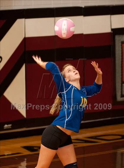 Thumbnail 3 in Alamo Heights @ Dulles (Pearland Volleyball Classic) photogallery.