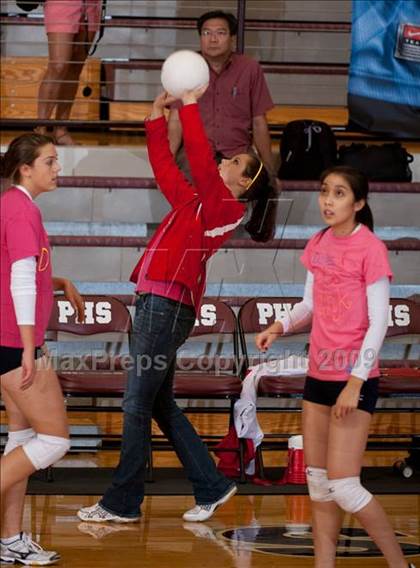 Thumbnail 3 in Alamo Heights @ Dulles (Pearland Volleyball Classic) photogallery.