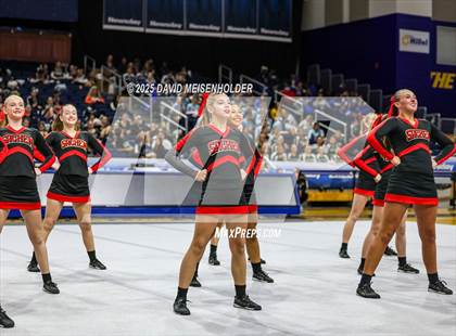 Thumbnail 3 in Newsday Cheer Fest photogallery.