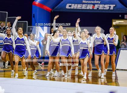 Thumbnail 3 in Newsday Cheer Fest photogallery.