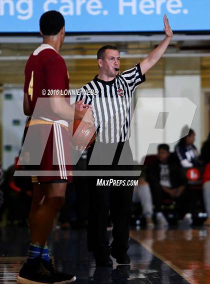 Thumbnail 2 in White Plains vs Cardinal Hayes (Slam Dunk Tourney) photogallery.