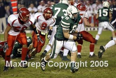 Thumbnail 2 in El Cajon Valley vs. Oceanside (D2 Section Final) photogallery.