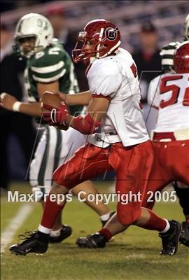 Thumbnail 3 in El Cajon Valley vs. Oceanside (D2 Section Final) photogallery.